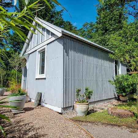 Tin Cabin In Peaceful Angus Glen Glenogil Buitenkant foto